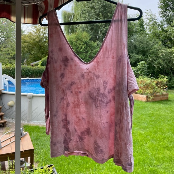 Pink marble camisole from American Eagle - Picture 2 of 4